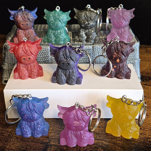 Glitter resin highland cow - glitter,