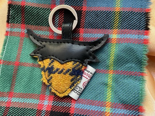 Harris tweed cow - harris, new