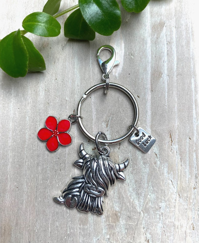 Highland cow keychain - cow, gift